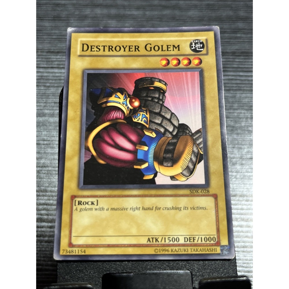 Destroyer Golem‎ SDK-028 Yu-Gi-Oh! Common – Moderately Played